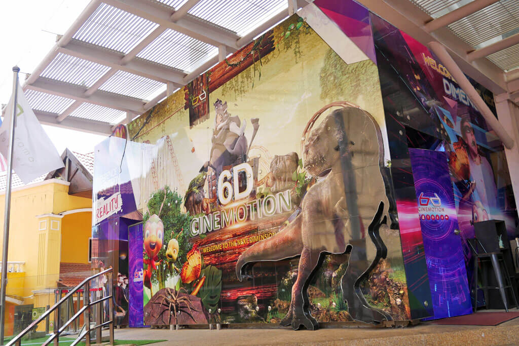 Bunter Eingang des SkyRex auf Langkawi, Malaysia