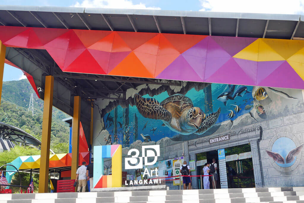 Bunter Eingang des 3D Art Museums auf Langkawi, Malaysia